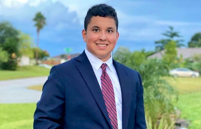 prosa bandage kandidatskole SWFL teen entrepreneur strives to inspire other young people to succeed