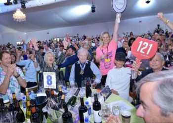 Live Auction at the Naples Winter Wine Festival