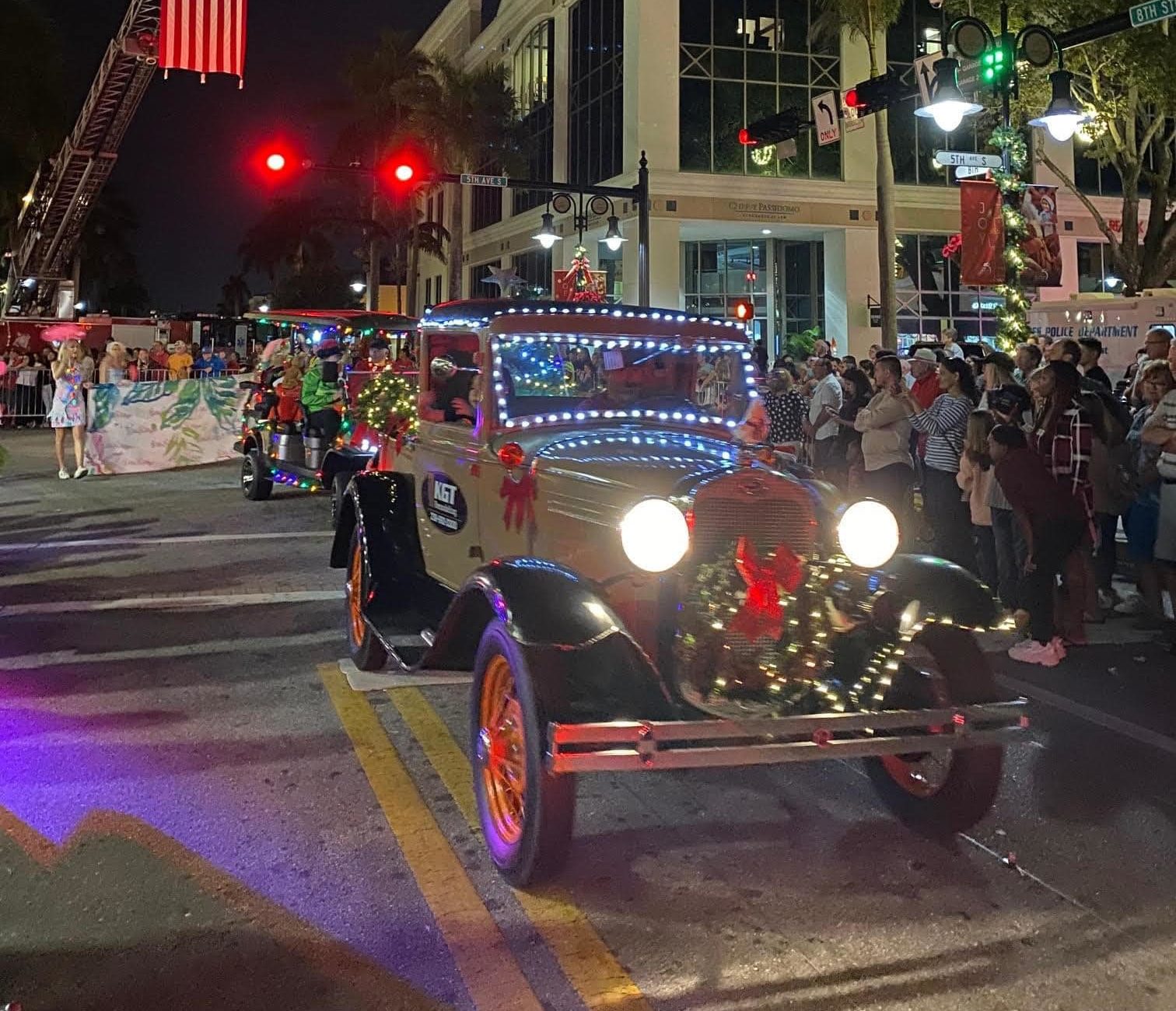 City of Naples transitions back to normalcy ahead of holiday season