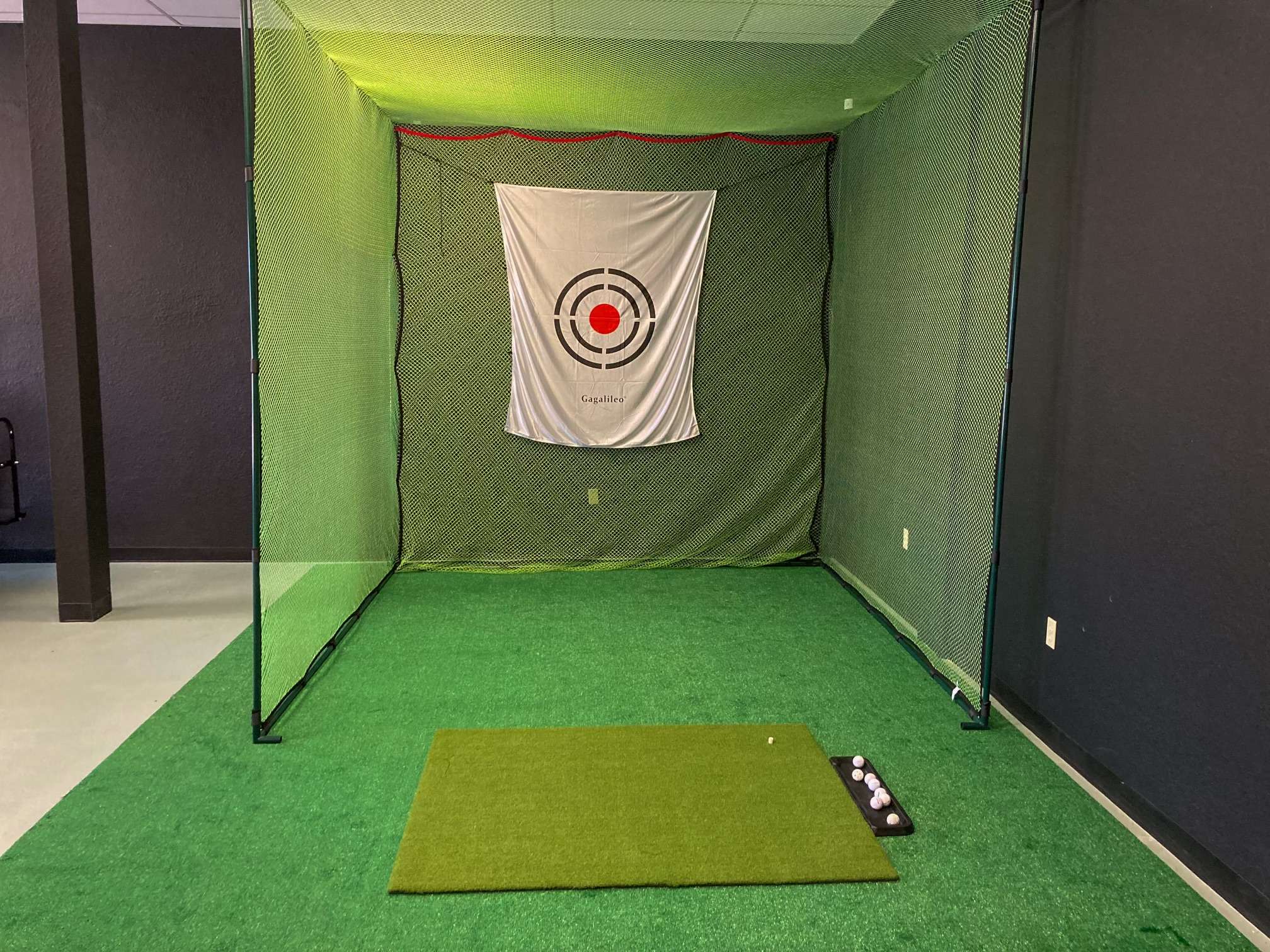 Go4Golf golf simulator lounge in Port Charlotte