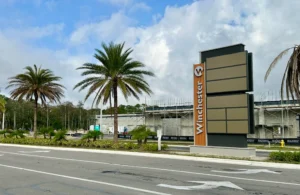 Winchester Center on Immokalee Road's Randall Curve