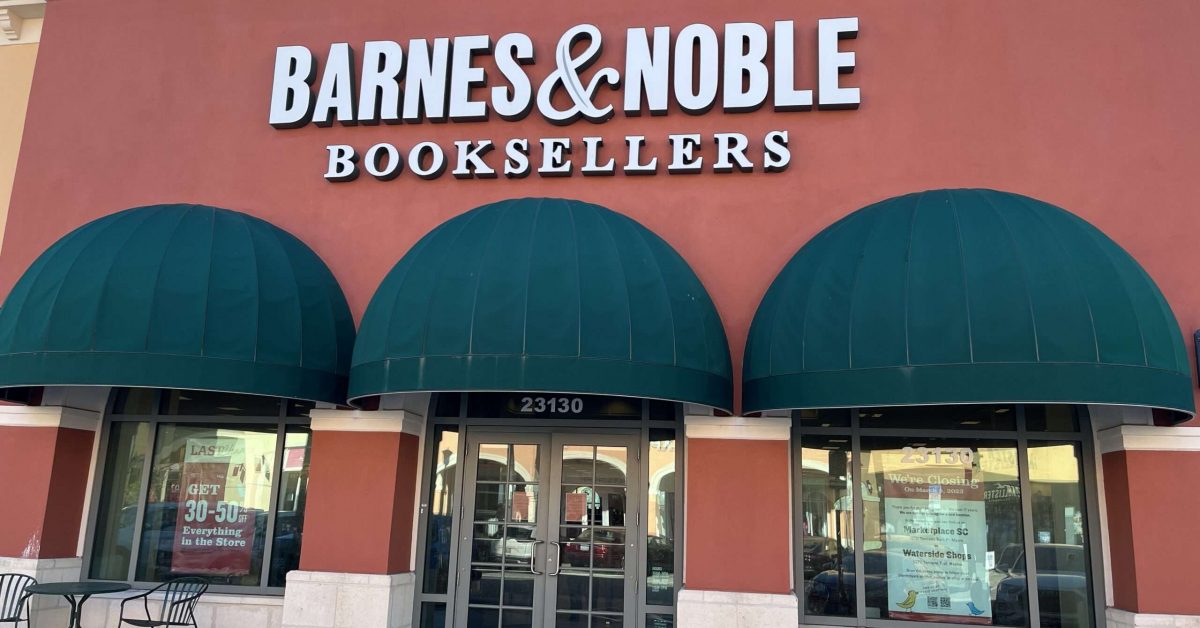 Barnes & Noble at Coconut Point shopping center in Estero