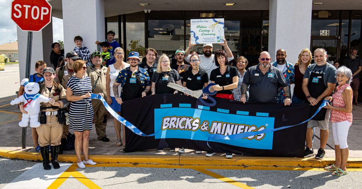 Bricks and Minifigs grand reopening