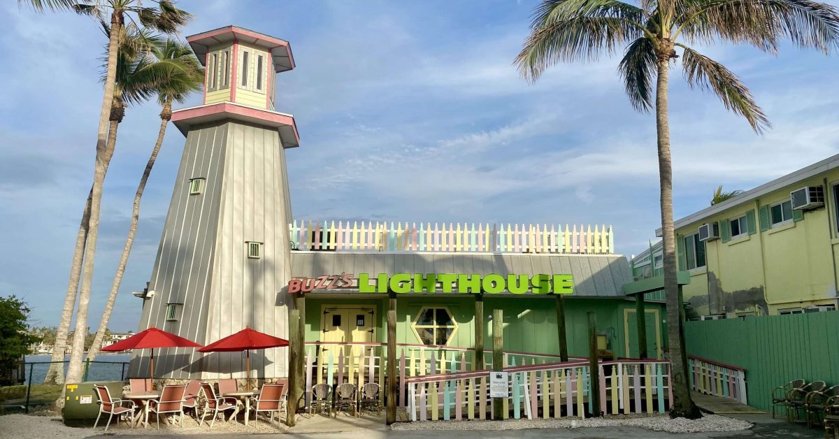 Buzz's Lighhouse Restaurant 1