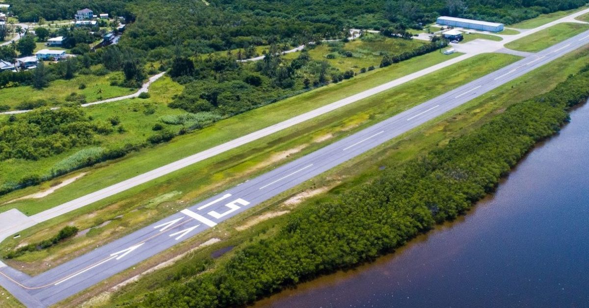 Everglades Airpark