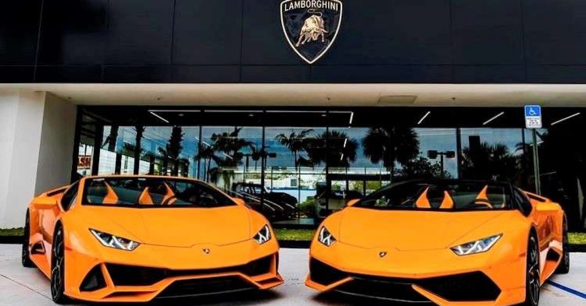 Lamborghini 1